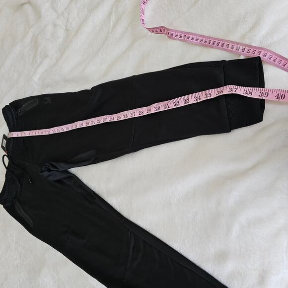 NWT Spyder Active Men's Athletic Jogger
Pants Size M** - Picture 9 of 9